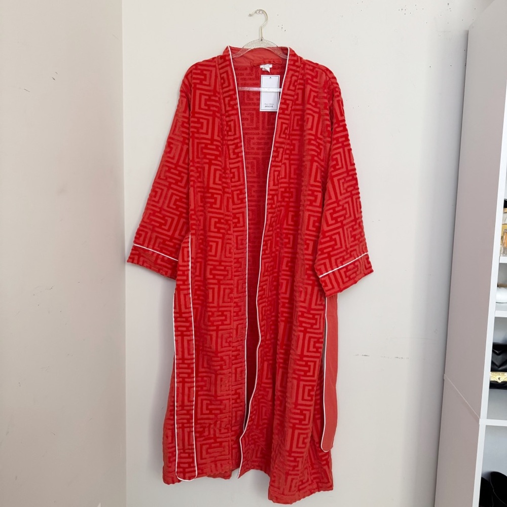 Orange Red Textured Velvet Bath Robe - Picture 8 of 13
